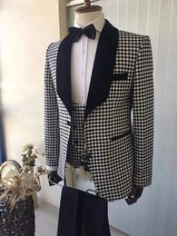 Men's Suits 3Pcs Black Plaid Houndstooth Blazer Trousers Men Suit Shawl Lapel Jacket Pants Vest Custom Made Wedding Party Wear Male Clothing