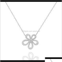 Pendant Necklaces Pendants Exquisite Diamond Four Leaf Clover Camellia Clavicle Chain Necklace 18K Gold Fashion Classic Drop Deliver Dhllf