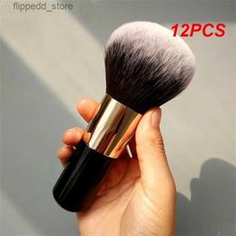 Makeup Brushes 12PCS Large Round Handle Multifunctional Makeup Brushes Girl Black Professional Powder Foundation Blush Brush Cosmetic Q231110