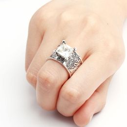 Cluster Rings Vintage Carved Pattern Joint Ring Female Boho Square Cut Zircon Wedding Engagement Cocktail Party Finger JewelryCluster