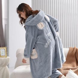 Women's Sleepwear Coral Velvet Pyjamas For Women In Winter Thickened And Plush Cute Hooded Mid Length Flannel Home Wear