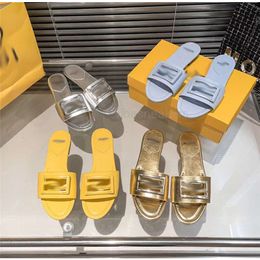 шлепанцы, дизайнерские женские сандалии fendilis, в наличии лето 2023, новые тапочки F для женщин в плоской подошве с пряжкой с буквами, яркие цвета, дом