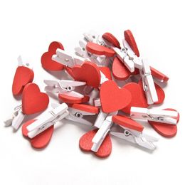 Bag Clips 20 piecespack Mini Heart shaped Love Wooden Clothing Po Paper Peg Pins Craft Postcard Family Wedding Decoration 230410