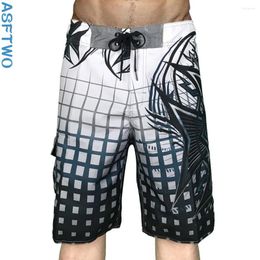 Men's Shorts 2023 Surfing Quick-drying Beach Pants Holiday Spring Tourism Plaid Four-color Five-point