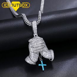 Chokers Men Glowing Hand of Prayer Cross Pendant Necklace Bling Iced Out Cubic Zircon Hip Hop Charms Fine Copper Chain Jewellery Gifts 231110