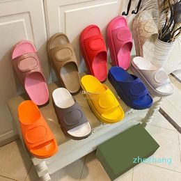 2023-thick bottom sandals slippers slide brand designers Women Ladies Hollow Platform non-slip soft fashion women wear beach flip-flops shoe slippers