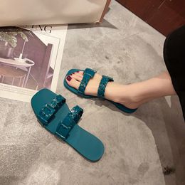 Sandals Summer Casual Style Jelly Shoe Flats Rivet Slippers Fashion Holiday Beach Woman Flip Flops Size 35 40 230411