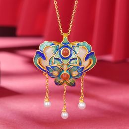 Pendant Necklaces Silver Inlay Hetian Jade Lock Of Good Wishes National Fashion Necklace OrnamentPendant