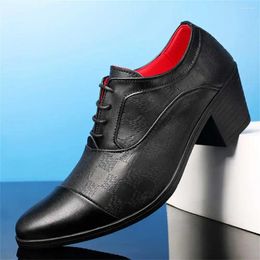 Kleid Schuhe Nummer 39 Gala für Jungen Heels Training Männer schwarze Turnschuhe Sport Lofers Modell