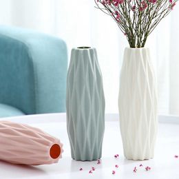 Vases Modern Vases Decoration Home Nordic Style White Imitation Ceramic Pot Flower Arrangement for Interior Plant Plastic Vase Decor P230411