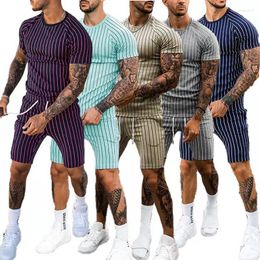Erkek Trailtsits 2 Parça Set Yaz Çizgili Spor Takım Kısa Kollu Tişört ve Şort Gündelik Moda Adam Giyim Ropa De Hombre Sweatpants