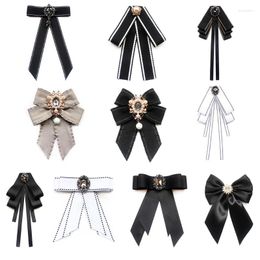 Neck Ties Women Vintage Elegant Pre-Tied Tie Brooch Imitation Pearl Jewelry Collar Ribbon Bow Corsage