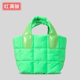 Fashionable down cotton shoulder bag (women) simple nylon soft tote bag (high-grade feeling) rhombus single shoulder cross bag (women)