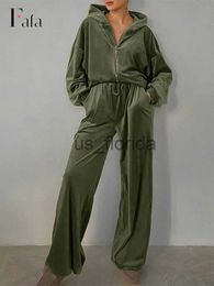 Women's Two Piece Pants Vintage Green Velvet Women Pants Suit 2 Piece Oversized Zipper Hoodies And Drawstring Sweatpants Tracksuit Autumn Winter Outfits J231111