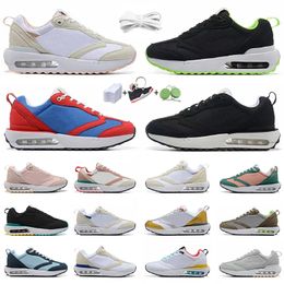 Mens Running Shoe Sneakers down Particle Grey Fog Gym Red Rust Pink Light Bone Game Royal Metallic silver White Black Forrest Gump Men Women Trainers Sports Shoes