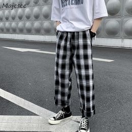 Men's Pants Casual Pants Men Straight Harajuku Streetwear Korean Style Plaid Ankle-length Elastic Waist dents Trousers All-match Retro W0414