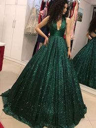 Emerald Green 2023 Akşam Balo Elbiseleri V Boyun Glitter Sequin Balo Gown Sırtsız Parti Maxys Uzun Balo Resmi Parti Elbise Robe De Soiree