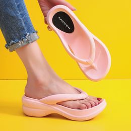 Slippers JMPRS Thick Sole Wedges Flip Flops for Women Summer Clip Toe Platform Sandals Woman Non Slip Beach Slippers Outdoor Slides 230410