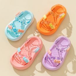 أول مشاة الصيف صيف أحذية الصندل للفتيات البغال الفتاة المياه الصلفية infantil الصبي حديقة S Garden 230411
