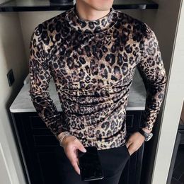 Men's T-Shirts Fashion Leopard T-shirt 2019 Winter Men's High Quality Velvet Men's Tops Slim High-neck T-shirt Long Sleeve Men T-shirt Camiseta J231111