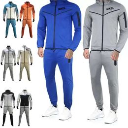 2023 Tuta da uomo Nake Tech Fleece Trapstar Tute con cappuccio Europa Americano Basket Calcio Rugby Pantaloni Tute Bottoms ESS