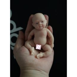 Dolls 4.5" Micro Preemie Full Body Silicone 13cm Bady Girl " Zoe'' Doll Lifelike Mini Reborn Doll Surprice Children Anti-Stress 231110