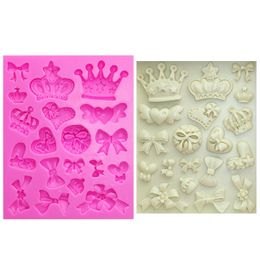Cake Tools M0226 Cartoon Crown Bow Tie Sile Fondant Mould Cupcake Jelly Candy Chocolate Decoration Baking Tool Mods Drop Delivery Hom Dhv0T