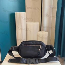 mens fanny pack designer belt bag top quality handbag women bumbag Waterproof nylon cloth outdoors crossbody Waist bags