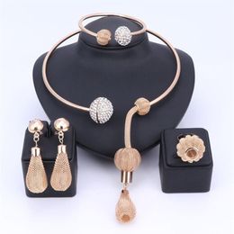 Charm Dubai Gold Plated Crystal Jewelry Sets For Women African Pendant Necklace Earrings Bangle Rings Party Dress Accessories195v