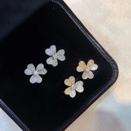 Earrings Designer Earrings Light Luxury and High Quality, Exquisite Trifolium Flower Petals Full of Diamond Earrings, Fashion and Minimalist Design Earrings