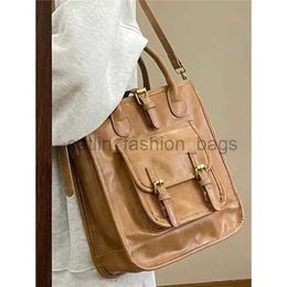 Shoulder Bags 2023 New Bag Women's One Crossbody Bag Causal College Style Student Commuter Bag Tote Bagcatlin_fashion_bags