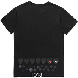 Cdg Fashion Mens Play T Shirt Designer Red Heart Commes Casual Women Shirts Des Badge Garcons High Quanlity Tshirts Cotton Embroidery play hoodie dz