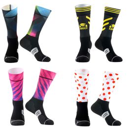 Sports Socks Compression Professional Antislip Cycling MTB Road Bike Bicycle Team Racing Seamless Mens 230411