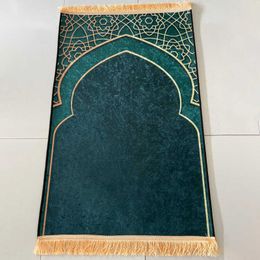 Carpet Adult Prayer Mat for Muslim Ramadan Gold Diamond Velvet Worship Kneel Floor Carpets Nonslip Soft Portable Travel Prayer Rugs Z0411