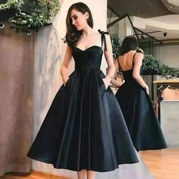 2024 A-line Black Short Prom Dress Spaghetti Straps Sweetheart Backless Satin Sexy Evening Party Gowns Cocktail Wear Robe De Soiree