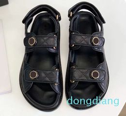 Women Sandals Cowhide Sandal Colors Flats grandad sandals quilted Buckle shoes for luxury designers Comfort