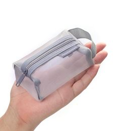 Портативная мини -сетчатая сетка нейлоновая помада косметическая сумка на открытом воздухе организатор макияжа для путешествий.