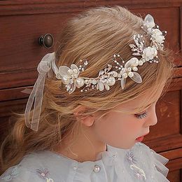 Hair Accessories Elegant Pearl Crowns Flower Wreath Headband Girls Bridal Headdress Bride Garland Head Hoop Wedding Headbands Jewellery 230412