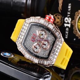 2021 Men Fashion Sport Watches Shinning Watches Stainless Steel Diamond Iced Watch All Dial Work Chronograph Rubber Strap -male Cl2897