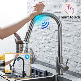 Kitchen Faucets DQOK Faucet Pull Out Brushed Nickle Sensor Stainless Steel Black Smart Induction Mixed Tap Touch Control Sink 230411
