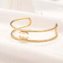 Women's Love Gift Bangle 18K Gold Plated Luxury Designer Jewellery Cuff Bracelet Celtic Style Wedding Party Open Bracelet Wholesale ZG2250