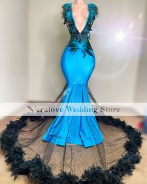 Luxury Blue Feathers Prom Dresses For Black Girls Beading Mermaid Evening Gowns 2023 Robes De Bal Women Party Wear