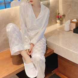 Women's Sleepwear Pyjamas Women's Silk Long-sleeved Pyjamas Suit Jacquard Plaid High-grade Ice Silk Can Be Worn Outside Home Wear Pyjamas 230412