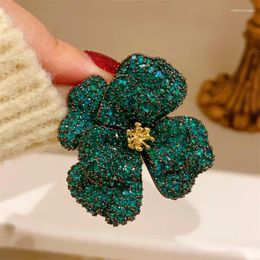 Brooches Luxurious Elegant Fushia Green Big Blooming Flower For Women Men Lapel Pin Cubic Zirconia Badge Evening Wear Gift