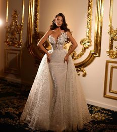 Exquisite Mermaid Wedding Dresses Sleeveless V Neck Beaded Sequins Appliques 3D Lace Flowers Zipper Detachable Train Bridal Gowns Plus Size Vestido de novia Custom