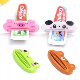 Toothbrush Holders Creative Cartoon Animal Multipurpose Toothpaste Squeezer Korean Version Cute Dispenser Bathroom Accessorie 230411