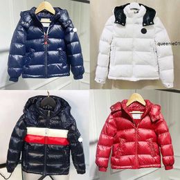 Men's Down Parkas Children's Jacket Designer Mens Jackets Embroidered Badges Hooded Puffer Boys and Girls Thickened Warm