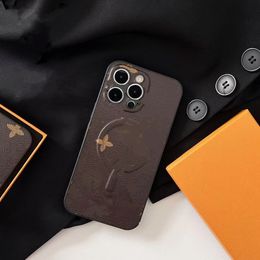 Designer Fashion Letter Magnetic Phone Case iPhone 14 12 13 pro max 14plus 11 11Promax 12PRO Electroplated soft case with lens film