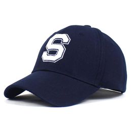 Ball Caps S Embroidered Alphabet Baseball Hats for Men and Women Outdoor Sports Sun Hat Korean Fashion Solid Colour Curved Brim Cap P230412