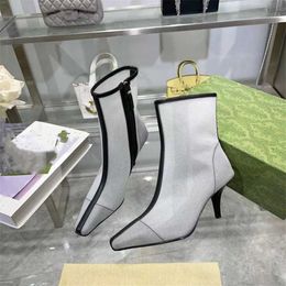 Fashion Women's Boots Luxury Design Vintage Decorative Letter Winter Casual Martin Boots Snowy Anti slip Short Boots